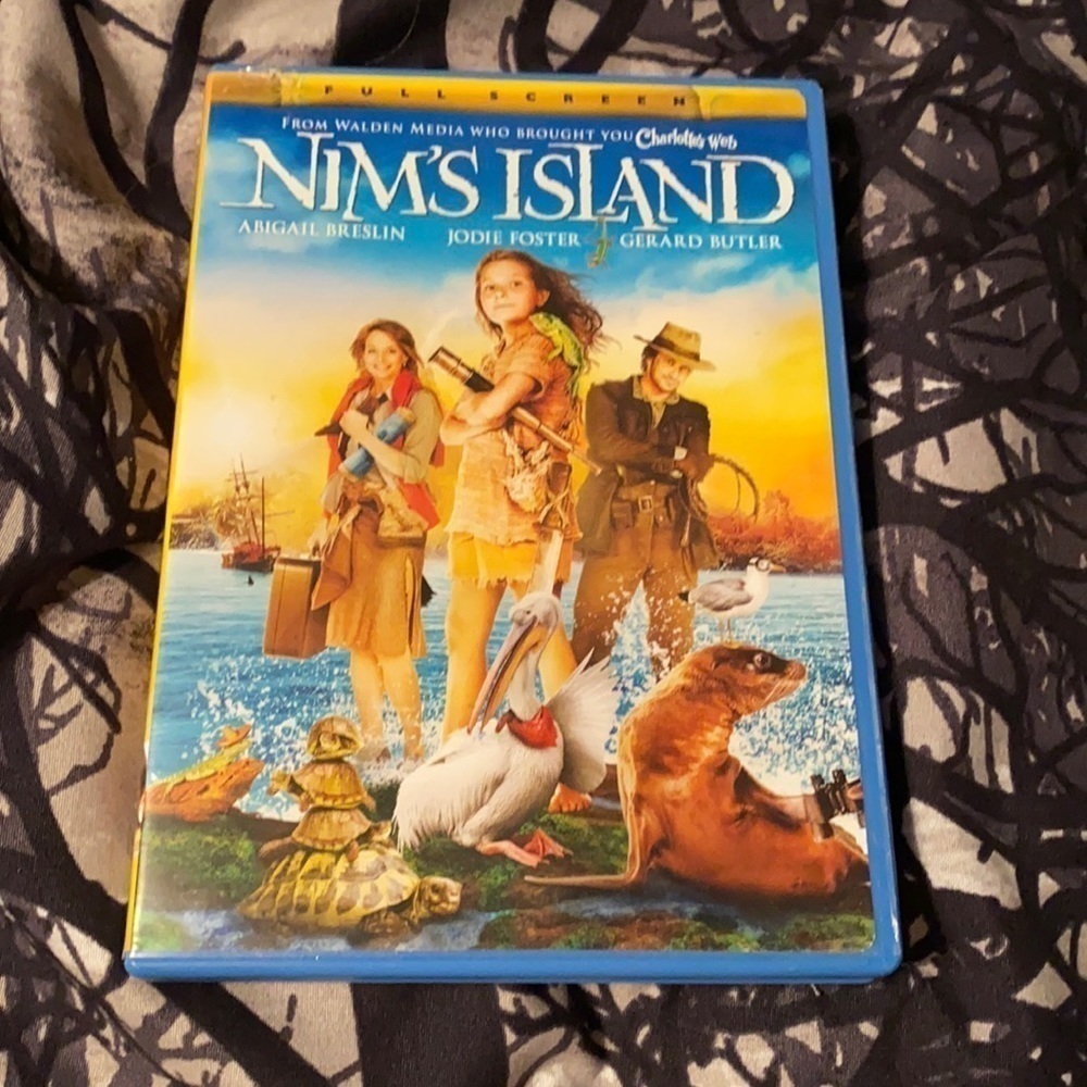 NIM’S ISLAND DVD MOVIES